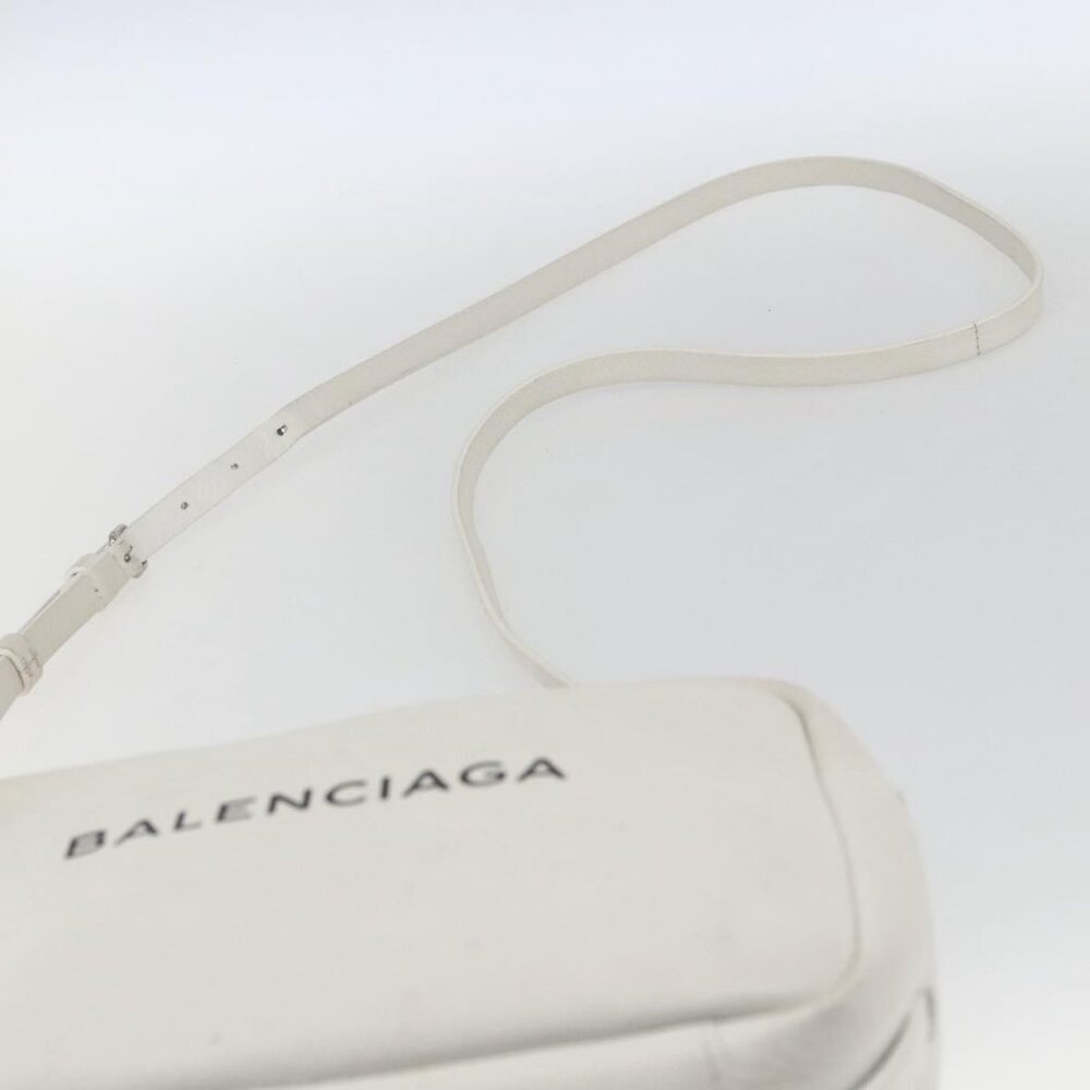 Authentic BALENCIAGA Shoulder Bag Leather White Silver 489812 - Picture 15 of 16